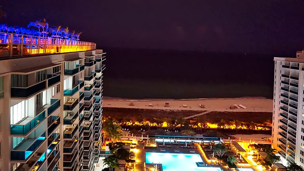 Best Rooftop Bars In Miami South Beach Magazine 0976